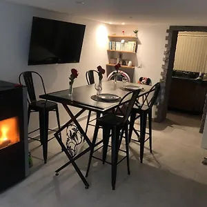 Superbe De 50 M2 Avec Jacuzzi Appartement Fontaine (Rhone-Alps)